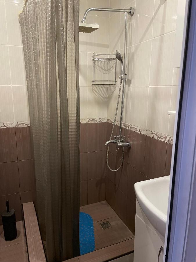 Hotel 7/24 ブロヴァルィー エクステリア 写真